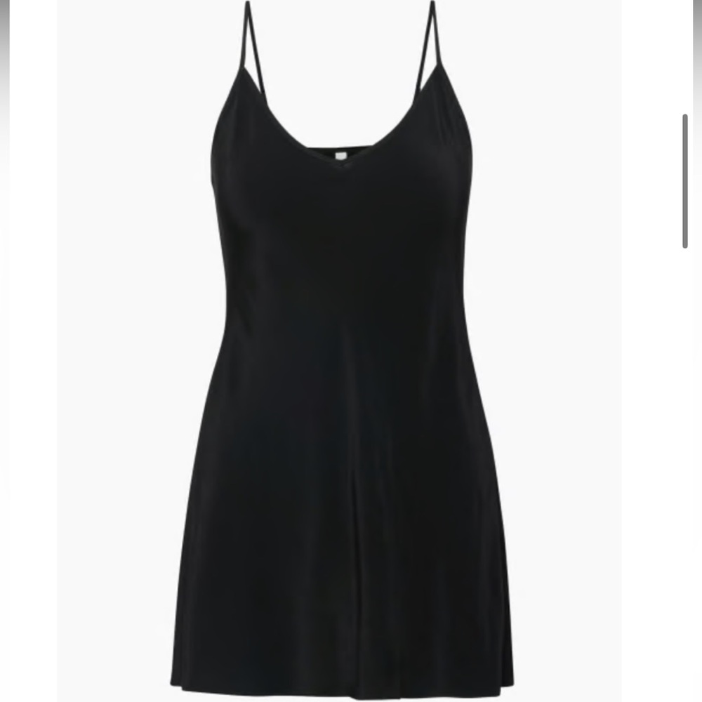 Aritzia’s Wilfred “Secret Mini” Dress